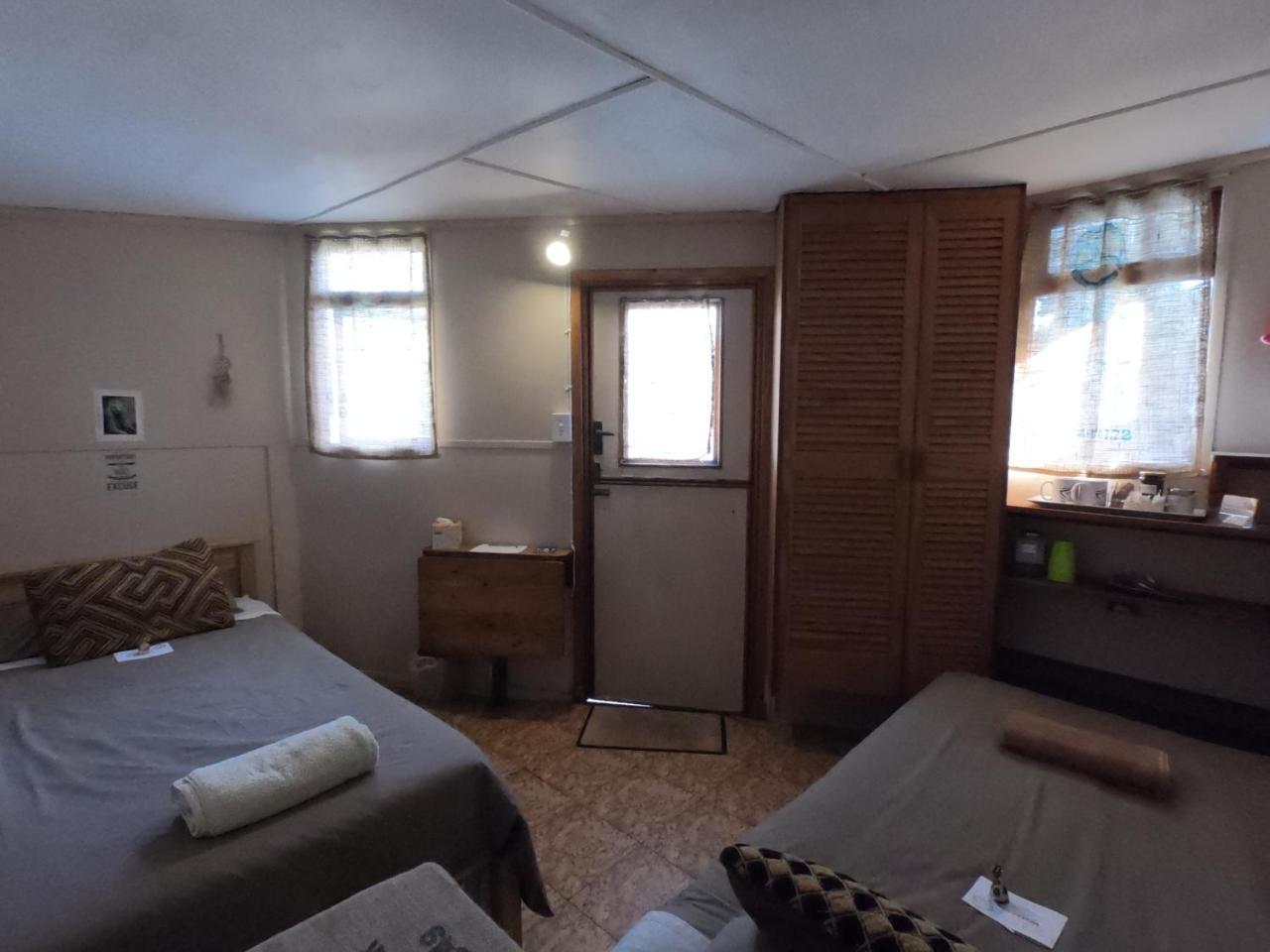 Leo'S Den Bed & Breakfast Vishoek Exterior foto